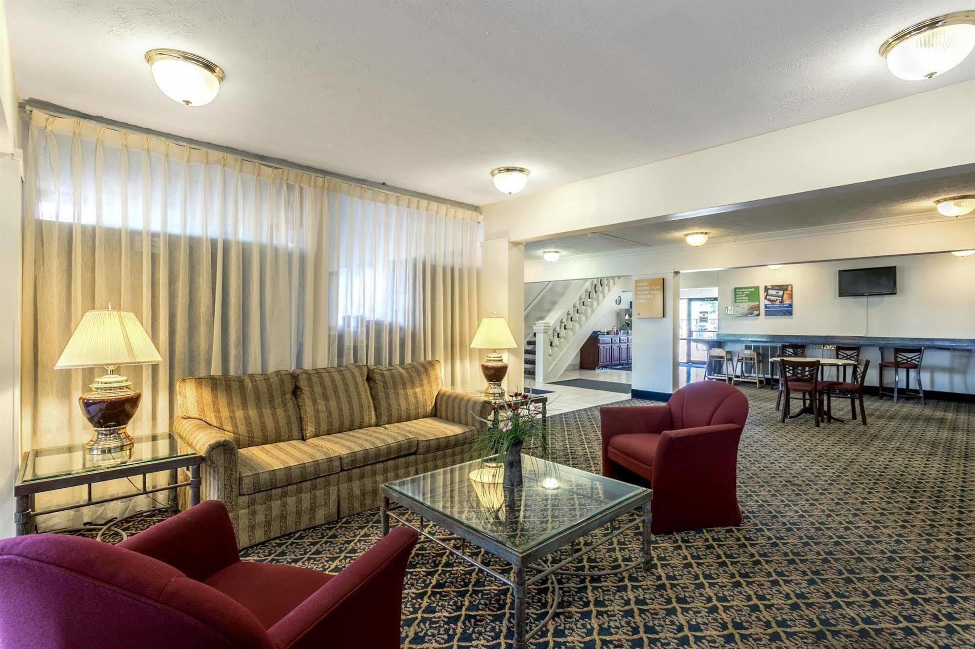 Americas Best Value Inn Edgewood, Md エクステリア 写真