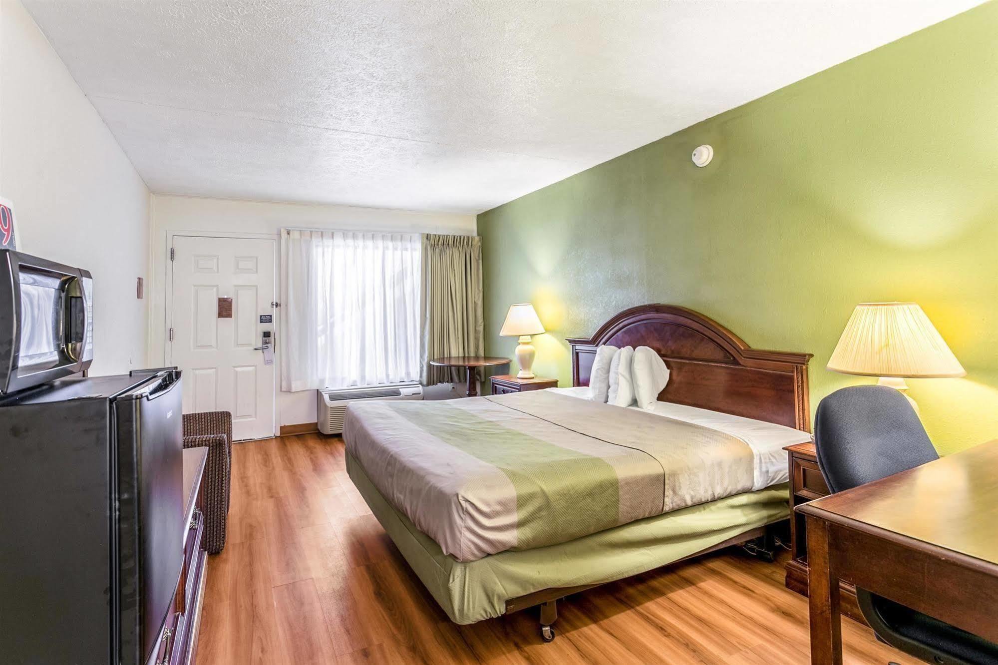 Americas Best Value Inn Edgewood, Md エクステリア 写真